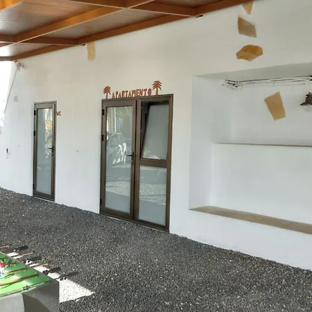 With Stunning Views In 50 M² + Close To The Sea Daire Güimar
