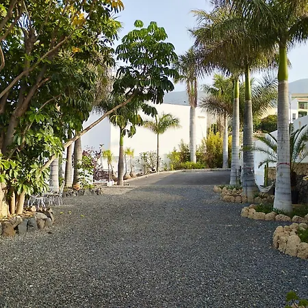 Apartment With Stunning Views In 50 M² + Close To The Sea